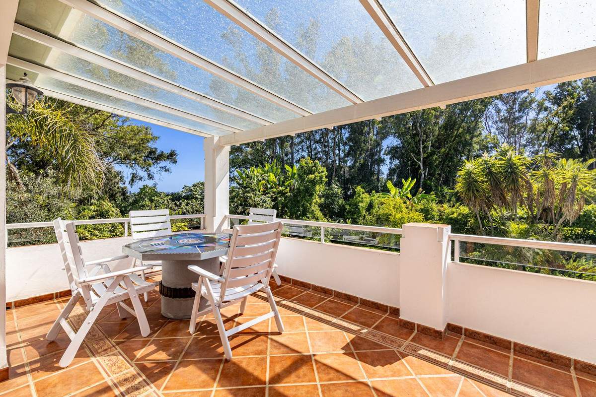 5 Bed Townhouse for sale in New Golden Mile Costa Del Sol, Málaga, Spain
