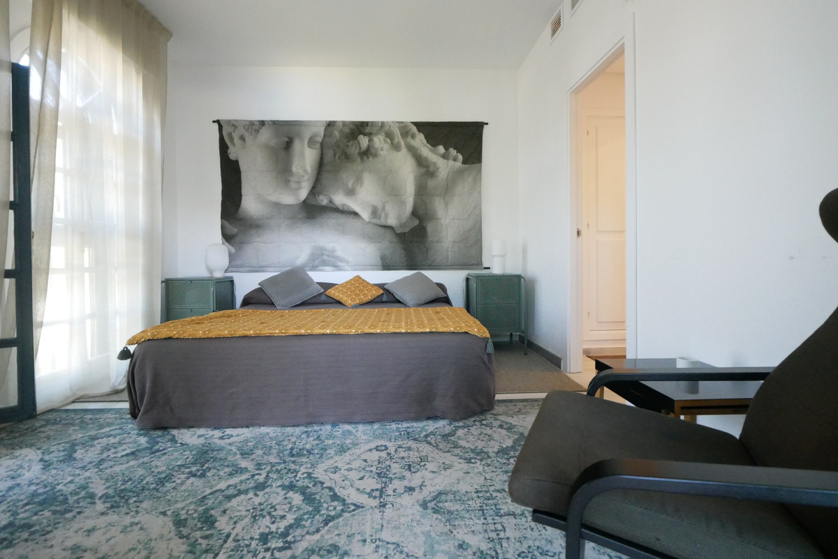 3 Bed Apartment for sale in Puerto De Cabopino Costa Del Sol, Málaga, Spain