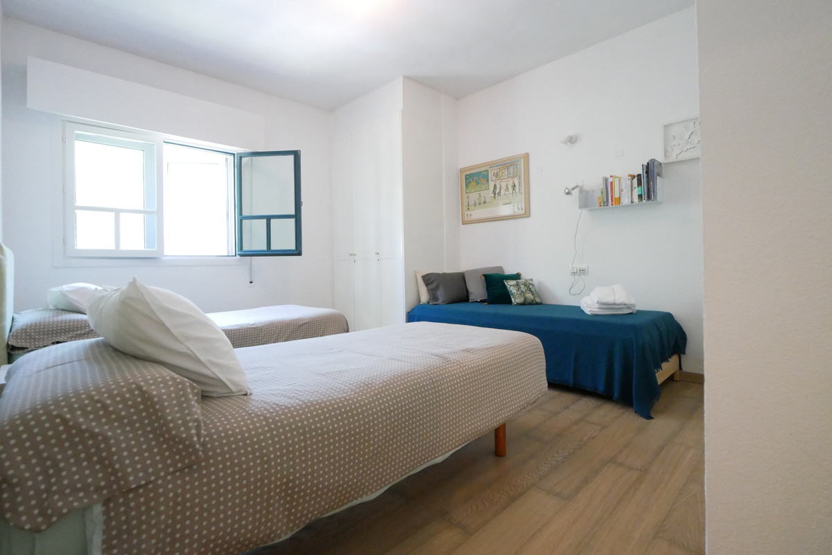 3 Bed Apartment for sale in Puerto De Cabopino Costa Del Sol, Málaga, Spain