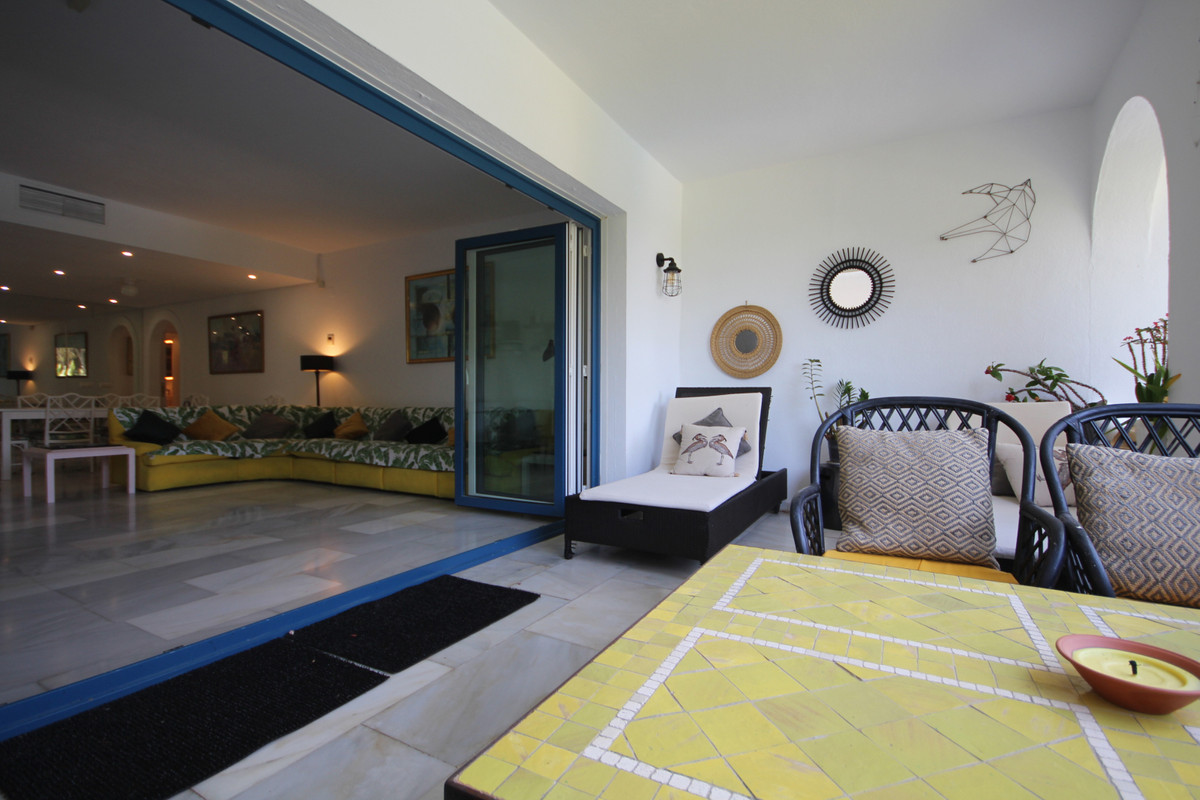 3 Bed Apartment for sale in Puerto De Cabopino Costa Del Sol, Málaga, Spain