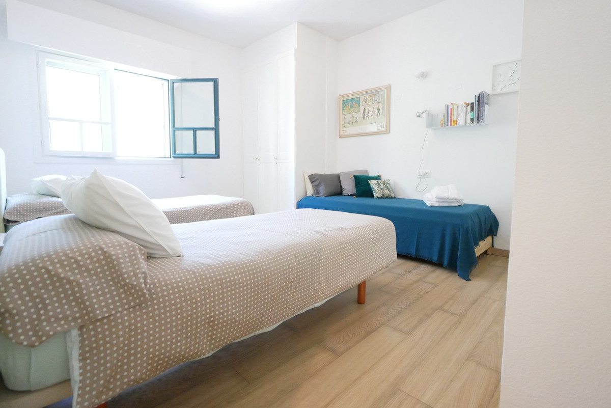 3 Bed Apartment for sale in Puerto De Cabopino Costa Del Sol, Málaga, Spain