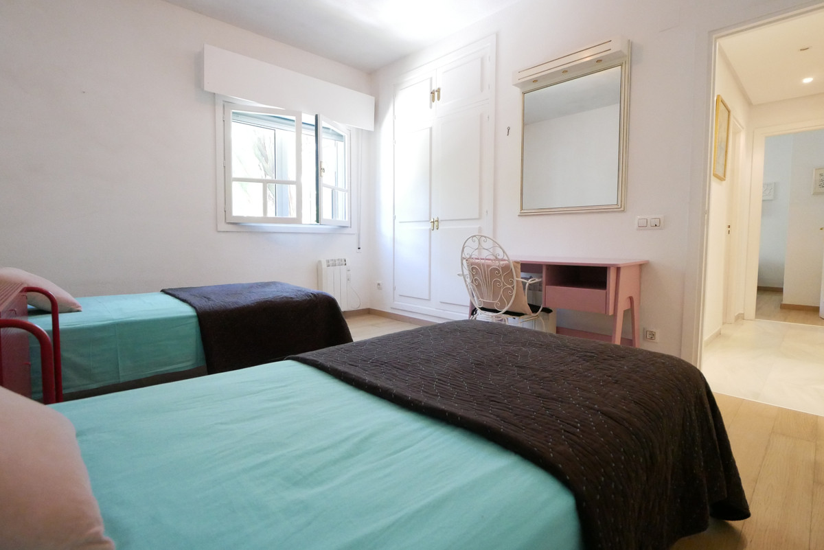 3 Bed Apartment for sale in Puerto De Cabopino Costa Del Sol, Málaga, Spain