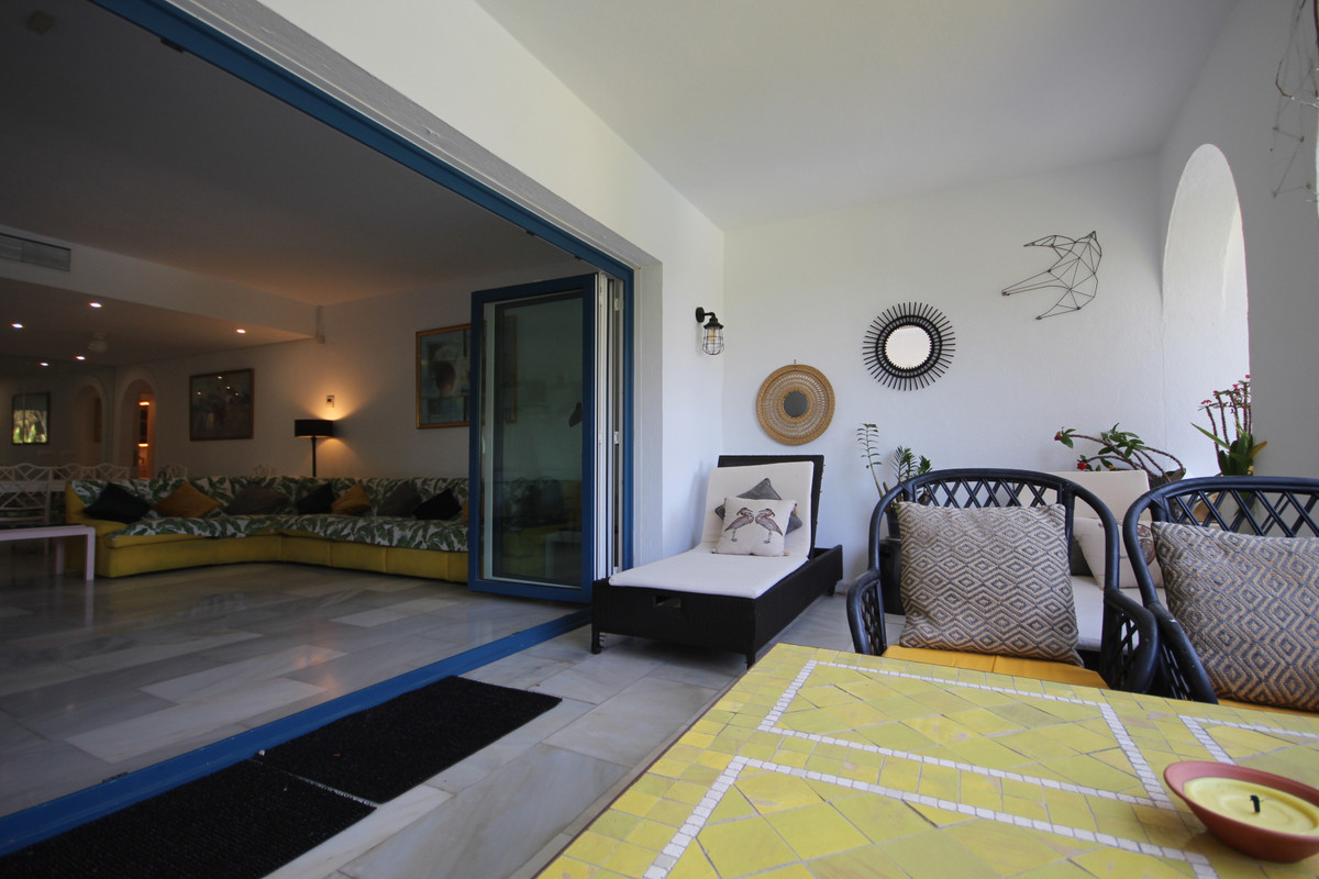 3 Bed Apartment for sale in Puerto De Cabopino Costa Del Sol, Málaga, Spain