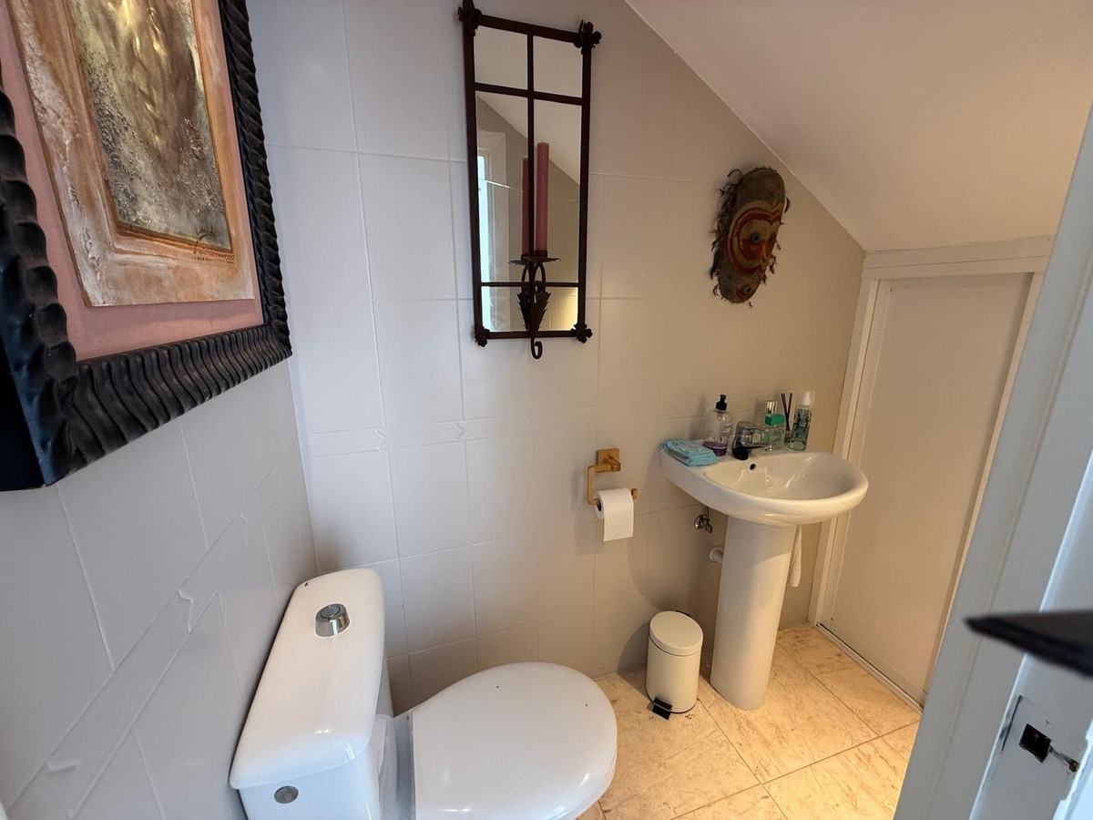 1 Bed Townhouse for sale in Calahonda Costa Del Sol, Málaga, Spain