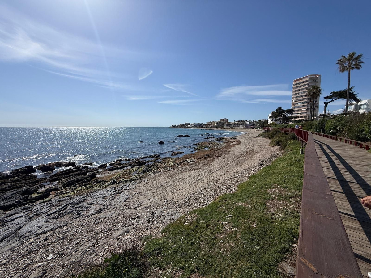 1 Bed Townhouse for sale in Calahonda Costa Del Sol, Málaga, Spain