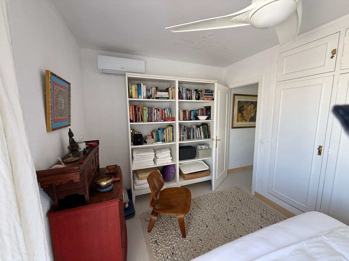 1 Bed Townhouse for sale in Calahonda Costa Del Sol, Málaga, Spain