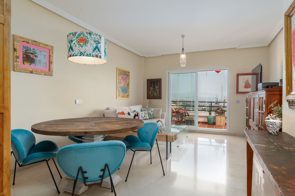 Se vende Apartamento Planta Media de 2 dormitorios en Costa Del Sol, Málaga, España