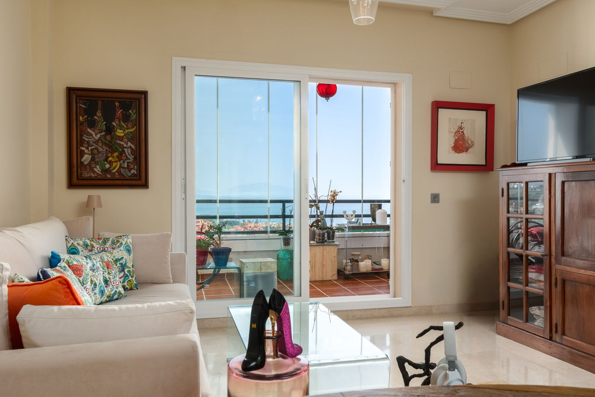 Se vende Apartamento Planta Media de 2 dormitorios en Costa Del Sol, Málaga, España