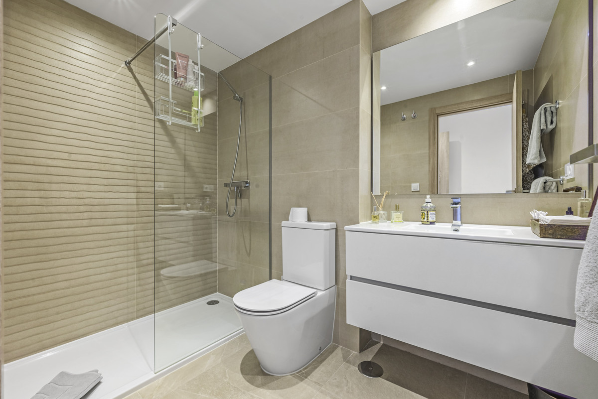 2 Bed Apartment for sale in La Cala Golf Costa Del Sol, Málaga, Spain