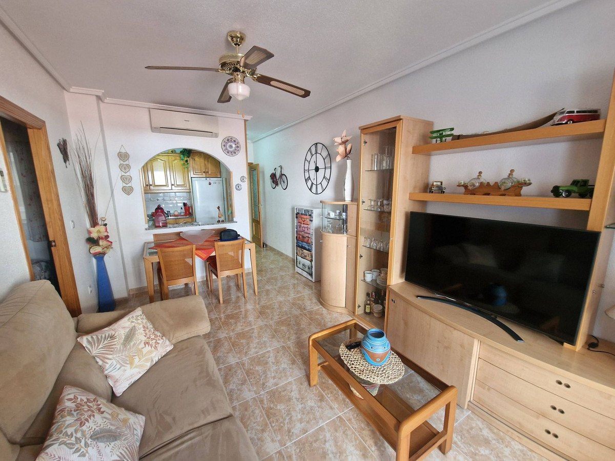 Se vende Apartamento Planta Media de 2 dormitorios en Costa Blanca, Alicante, España