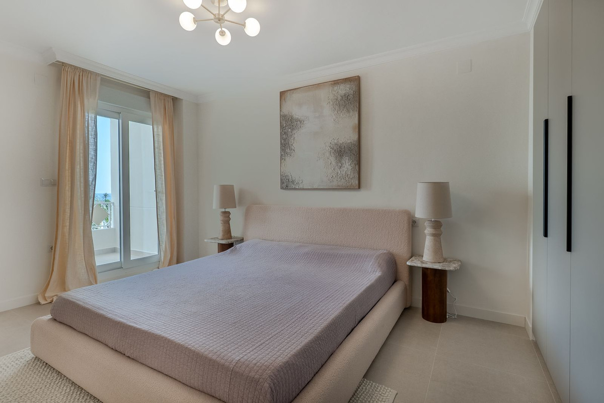 2 Bed Apartment for sale in Las Chapas Costa Del Sol, Málaga, Spain