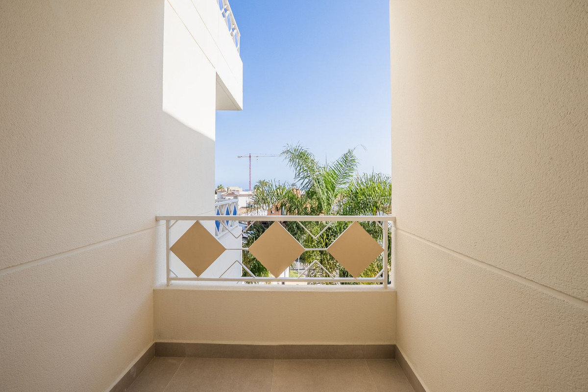 2 Bed Apartment for sale in Las Chapas Costa Del Sol, Málaga, Spain