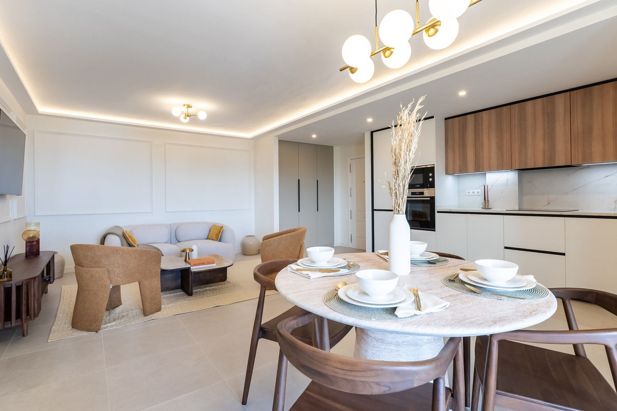 2 Bed Apartment for sale in Las Chapas Costa Del Sol, Málaga, Spain