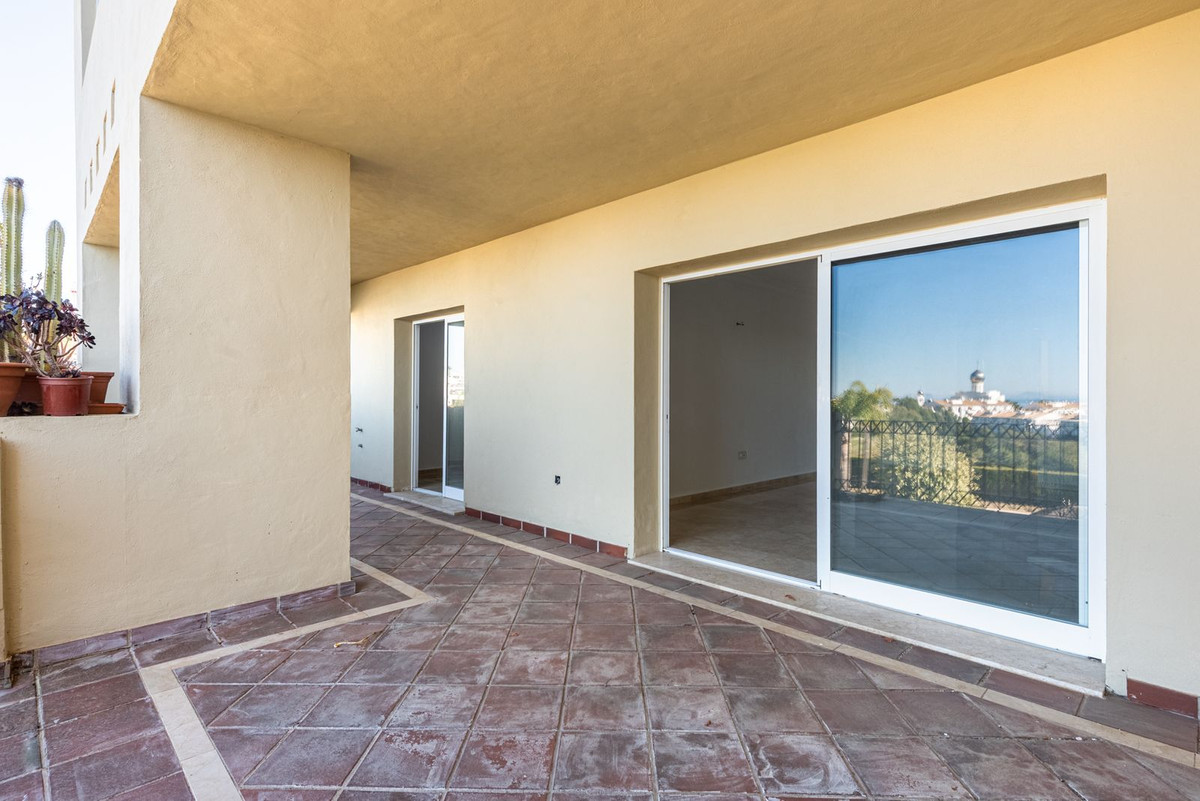 Se vende Apartamento Planta Media de 3 dormitorios en Costa Del Sol, Málaga, España