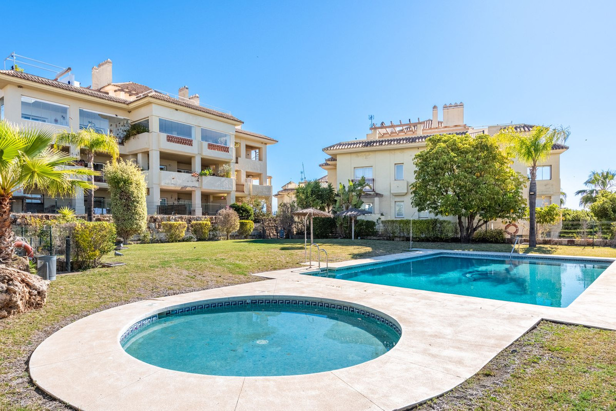 Se vende Apartamento Planta Media de 3 dormitorios en Costa Del Sol, Málaga, España