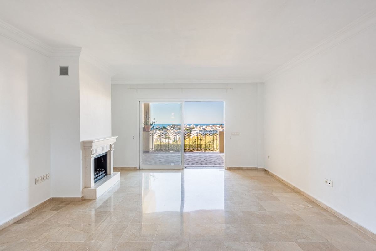 Se vende Apartamento Planta Media de 3 dormitorios en Costa Del Sol, Málaga, España