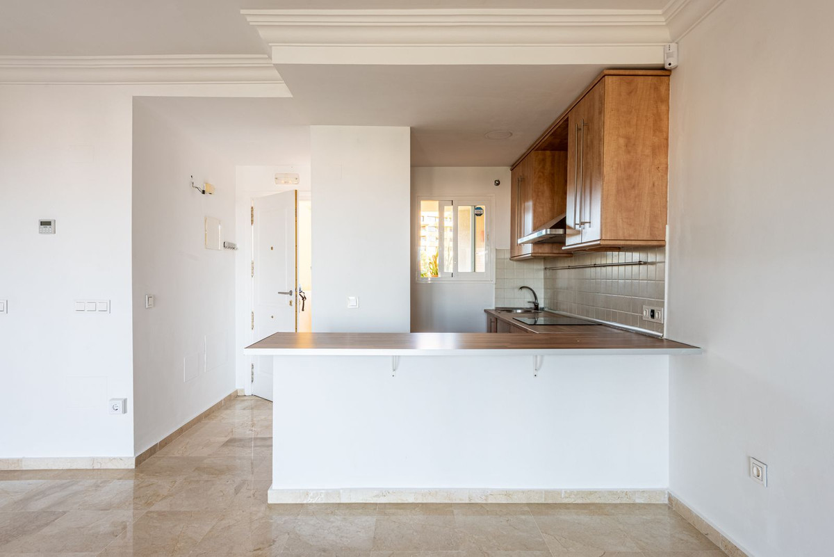Se vende Apartamento Planta Media de 3 dormitorios en Costa Del Sol, Málaga, España
