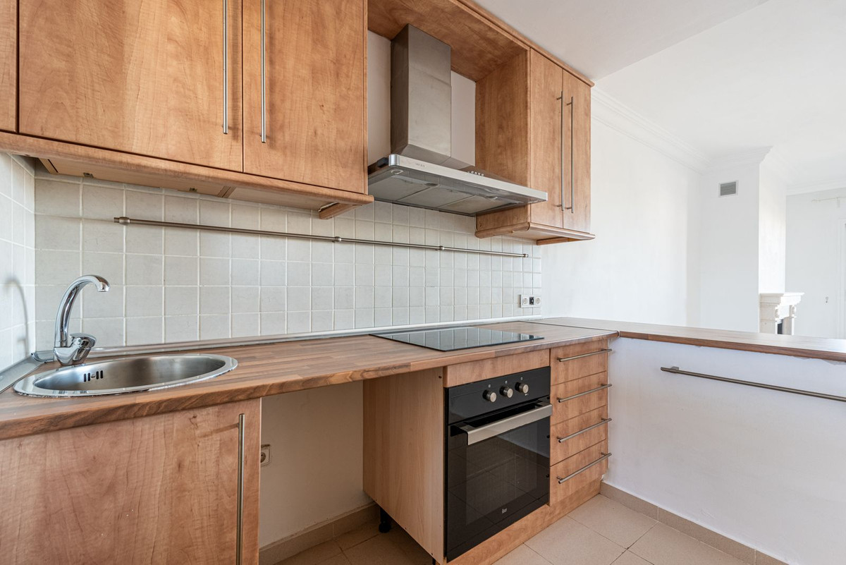 Se vende Apartamento Planta Media de 3 dormitorios en Costa Del Sol, Málaga, España