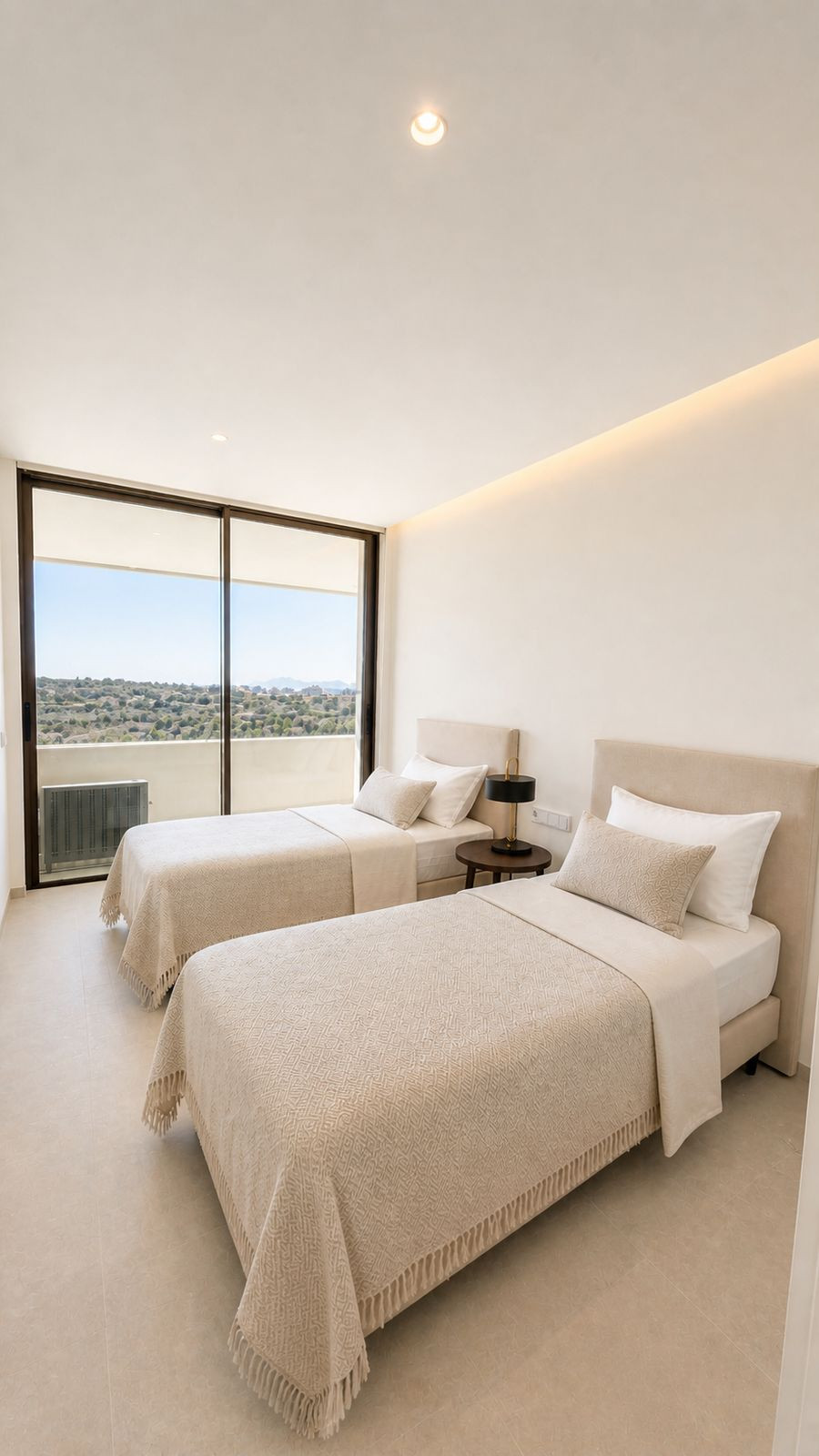 4 Bed Apartment for sale in La Quinta Costa Del Sol, Málaga, Spain