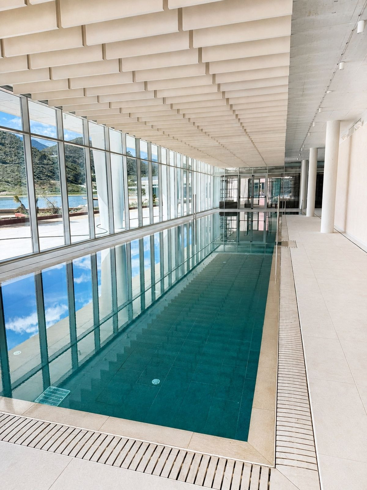 4 Bed Apartment for sale in La Quinta Costa Del Sol, Málaga, Spain