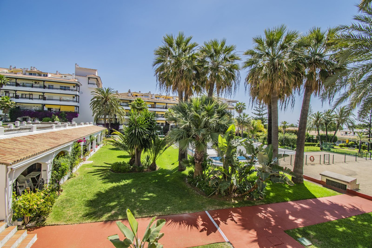 Se vende Ático de 1 dormitorios en Costa Del Sol, Málaga, España