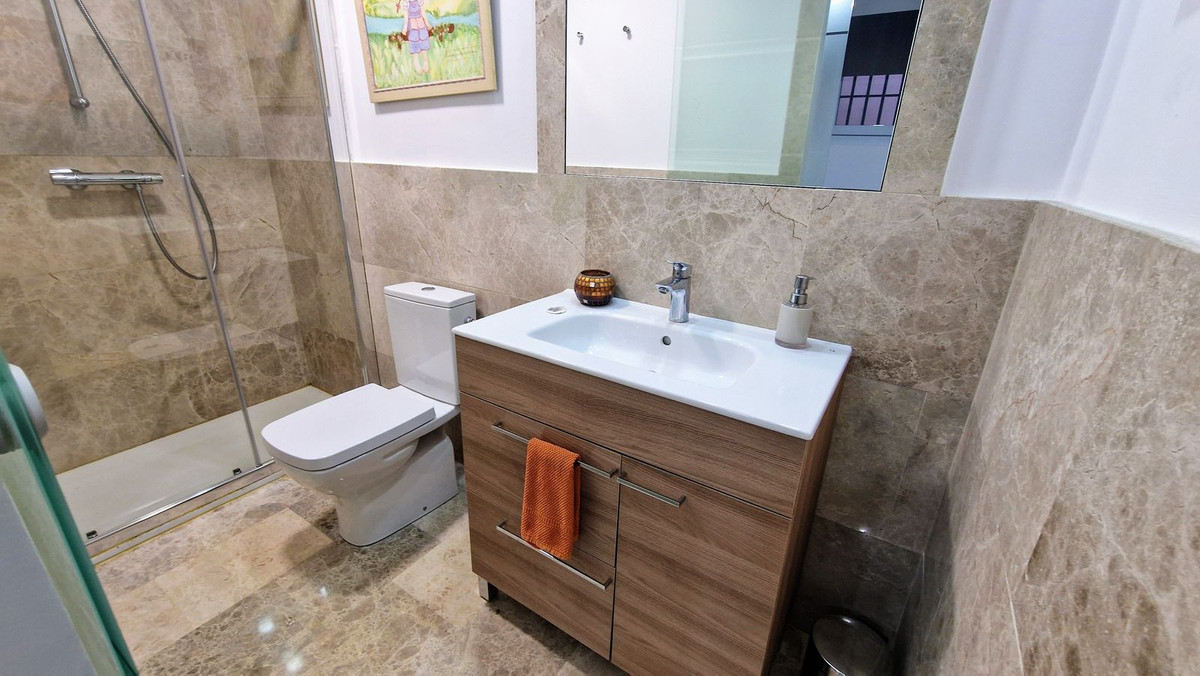 5 Bed Townhouse for sale in Santa Clara Costa Del Sol, Málaga, Spain
