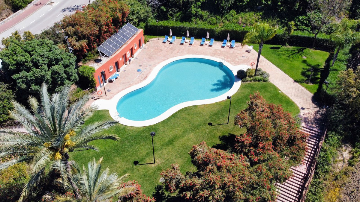 5 Bed Townhouse for sale in Santa Clara Costa Del Sol, Málaga, Spain