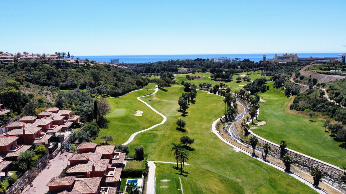 5 Bed Townhouse for sale in Santa Clara Costa Del Sol, Málaga, Spain