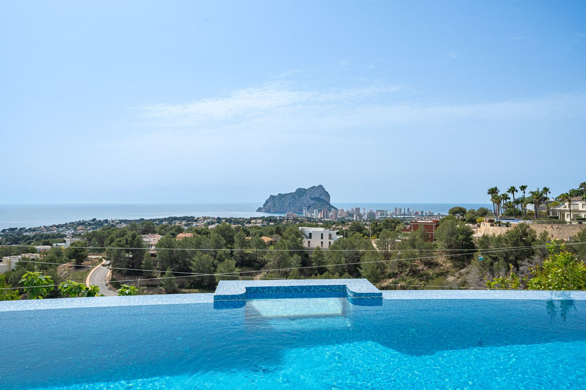 4 Bed Townhouse for sale in Benissa Costa Blanca, Alicante, Spain