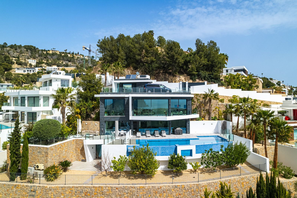 4 Bed Townhouse for sale in Benissa Costa Blanca, Alicante, Spain