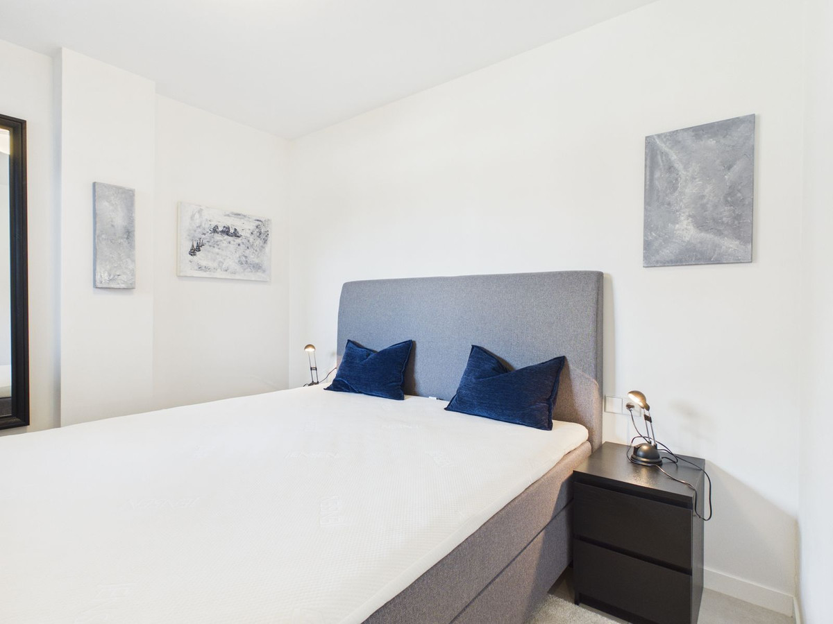 Se vende Apartamento Planta Baja de 4 dormitorios en Costa Del Sol, Málaga, España