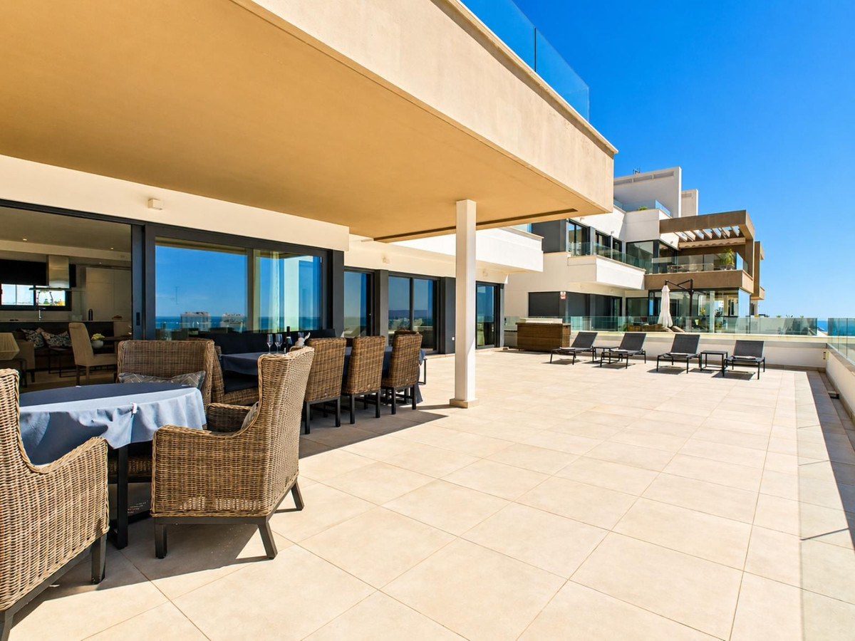 Se vende Apartamento Planta Baja de 4 dormitorios en Costa Del Sol, Málaga, España