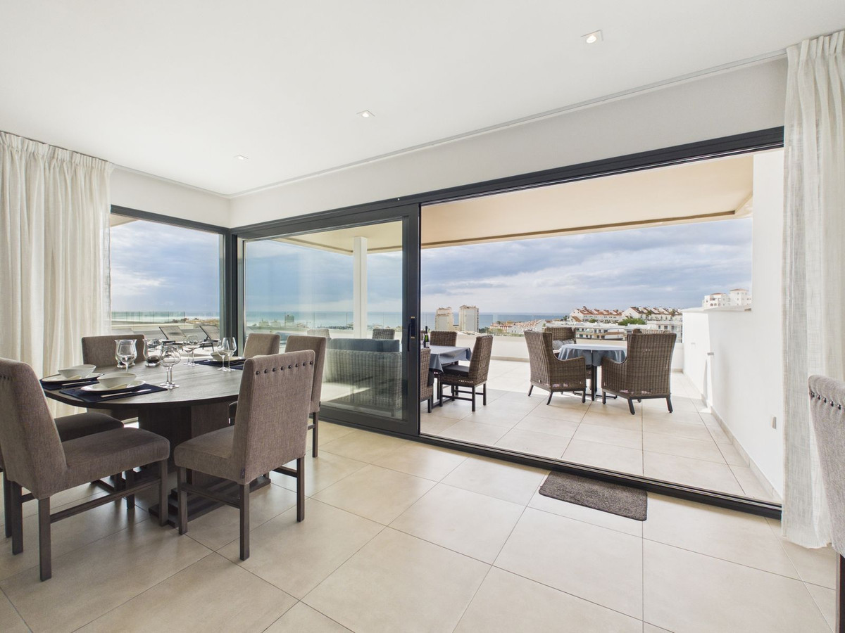 Se vende Apartamento Planta Baja de 4 dormitorios en Costa Del Sol, Málaga, España