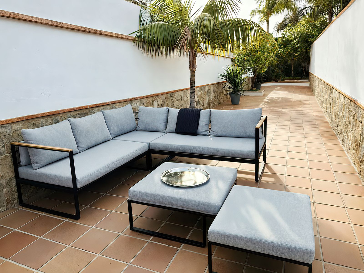 4 Bed Townhouse for sale in Alhaurín El Grande Costa Del Sol, Málaga, Spain