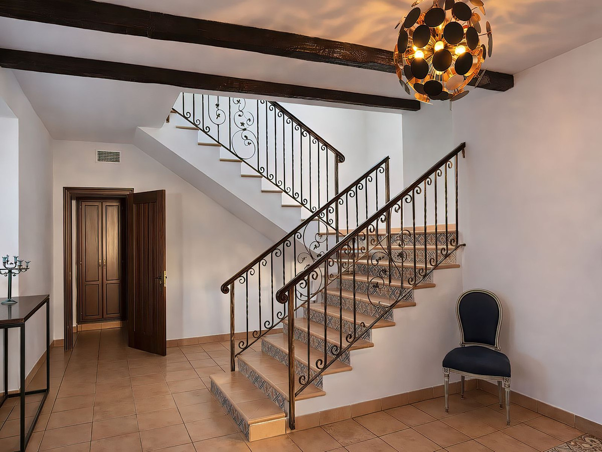 4 Bed Townhouse for sale in Alhaurín El Grande Costa Del Sol, Málaga, Spain