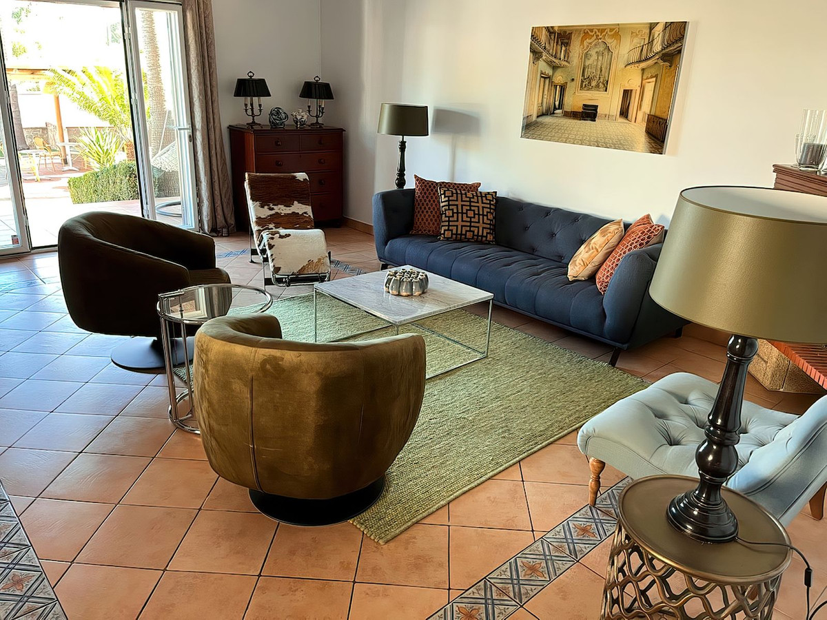 4 Bed Townhouse for sale in Alhaurín El Grande Costa Del Sol, Málaga, Spain
