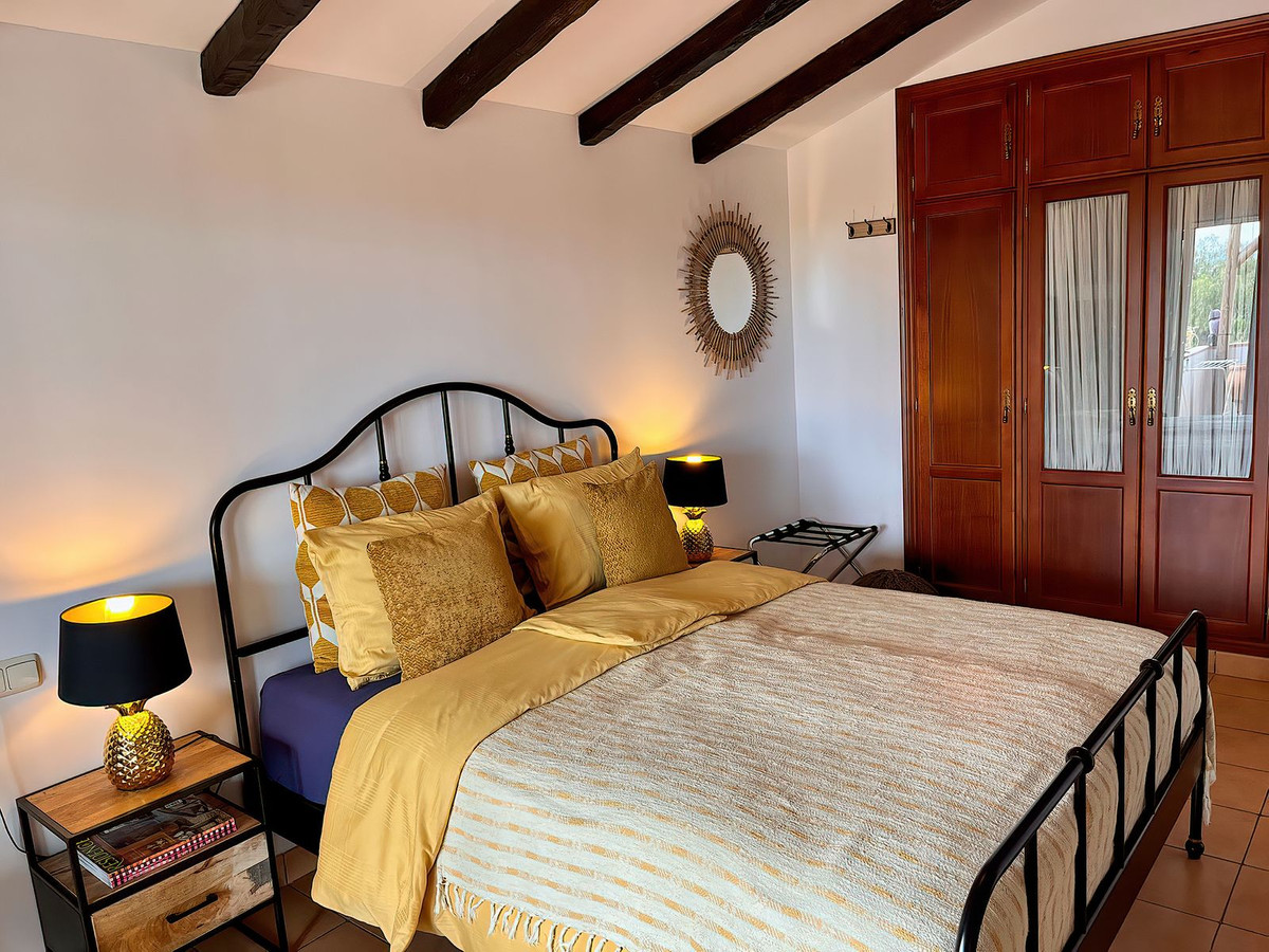 4 Bed Townhouse for sale in Alhaurín El Grande Costa Del Sol, Málaga, Spain