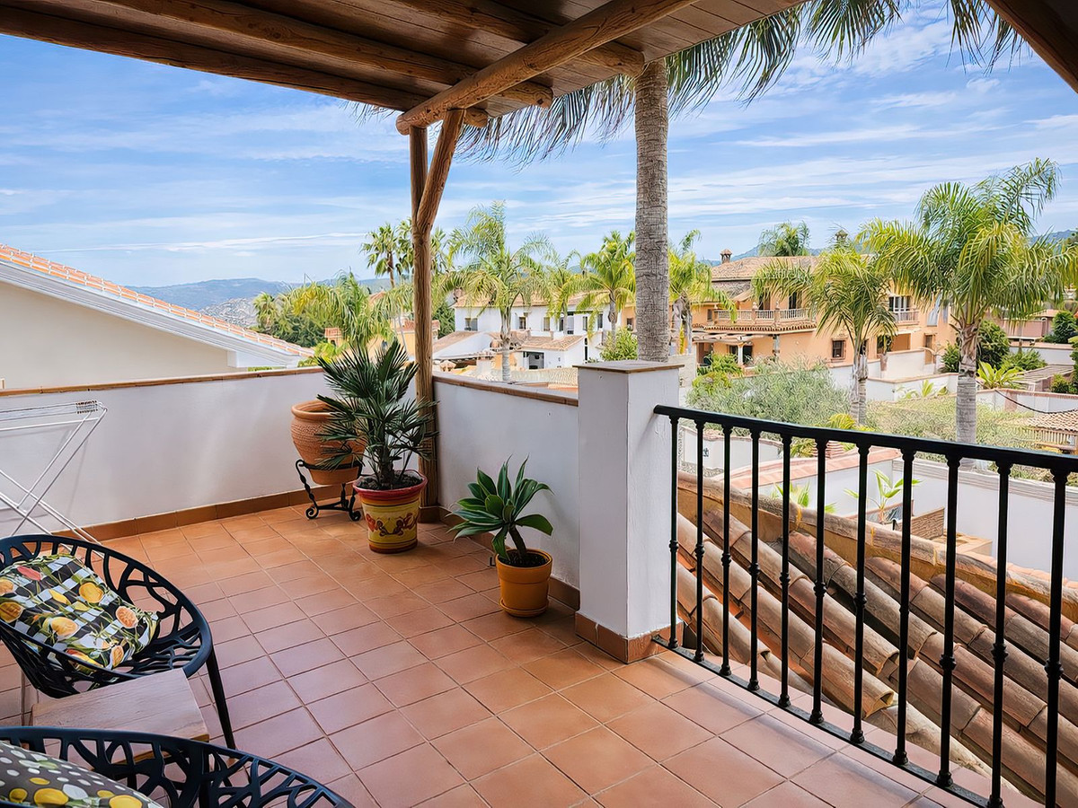 4 Bed Townhouse for sale in Alhaurín El Grande Costa Del Sol, Málaga, Spain