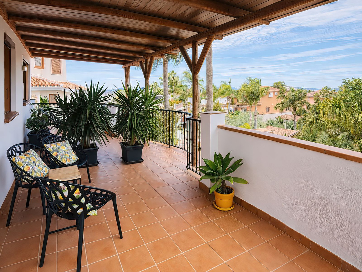 4 Bed Townhouse for sale in Alhaurín El Grande Costa Del Sol, Málaga, Spain