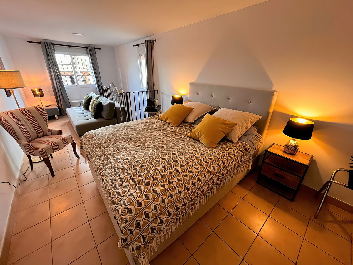 4 Bed Townhouse for sale in Alhaurín El Grande Costa Del Sol, Málaga, Spain