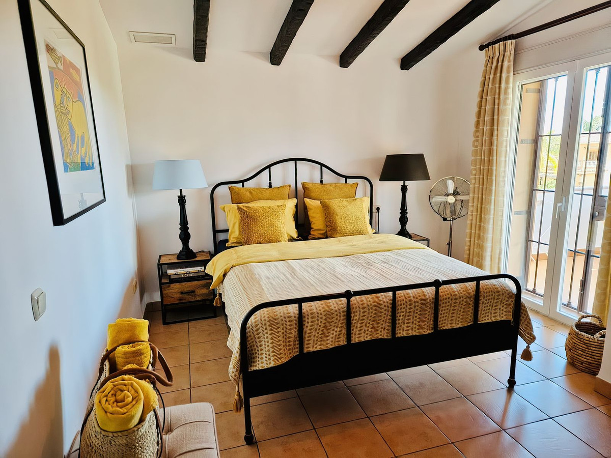 4 Bed Townhouse for sale in Alhaurín El Grande Costa Del Sol, Málaga, Spain