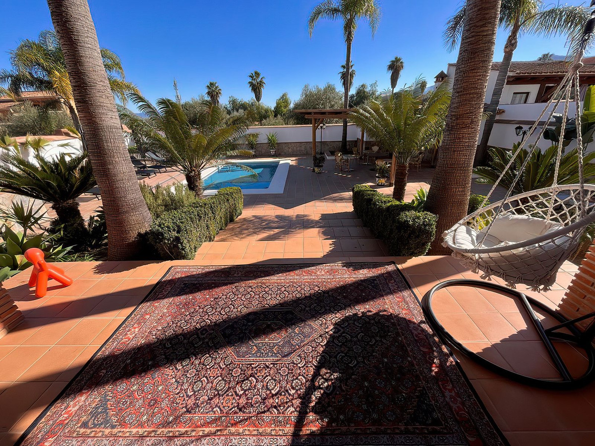 4 Bed Townhouse for sale in Alhaurín El Grande Costa Del Sol, Málaga, Spain