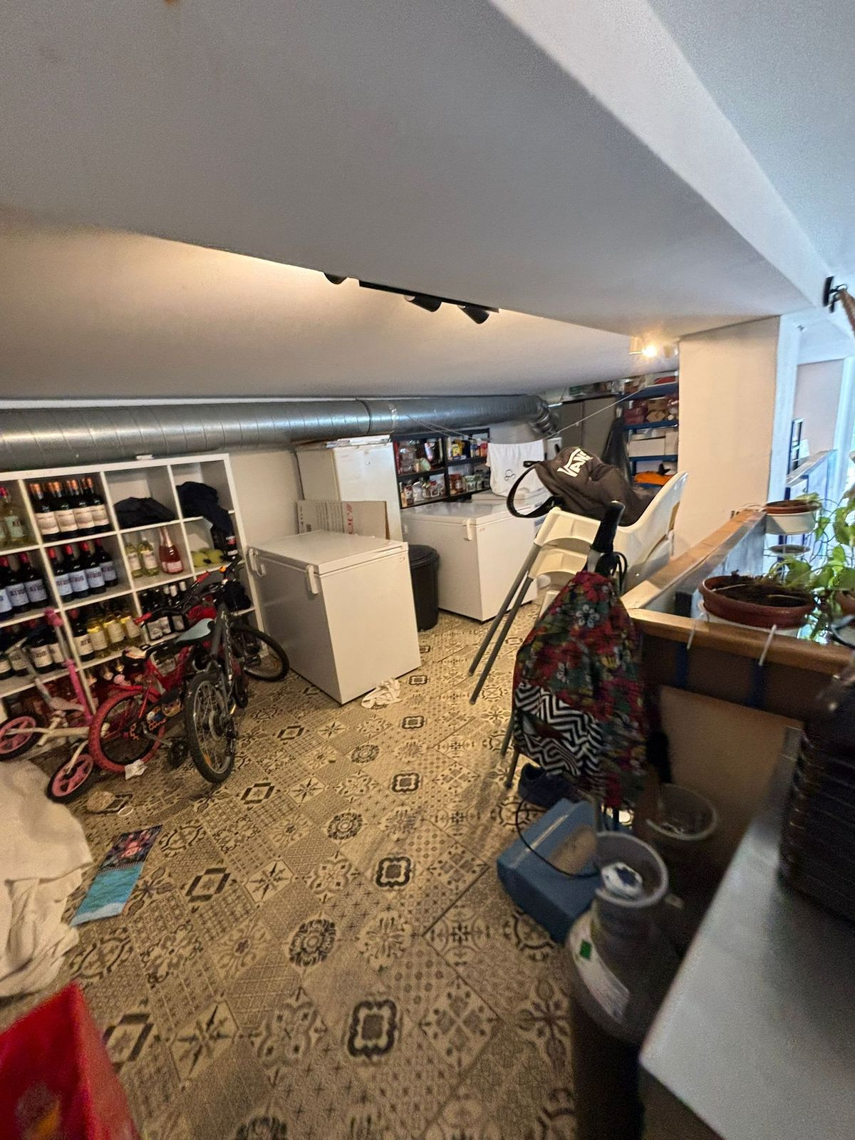 Commercial unit for sale in Estepona Costa Del Sol, Málaga, Spain