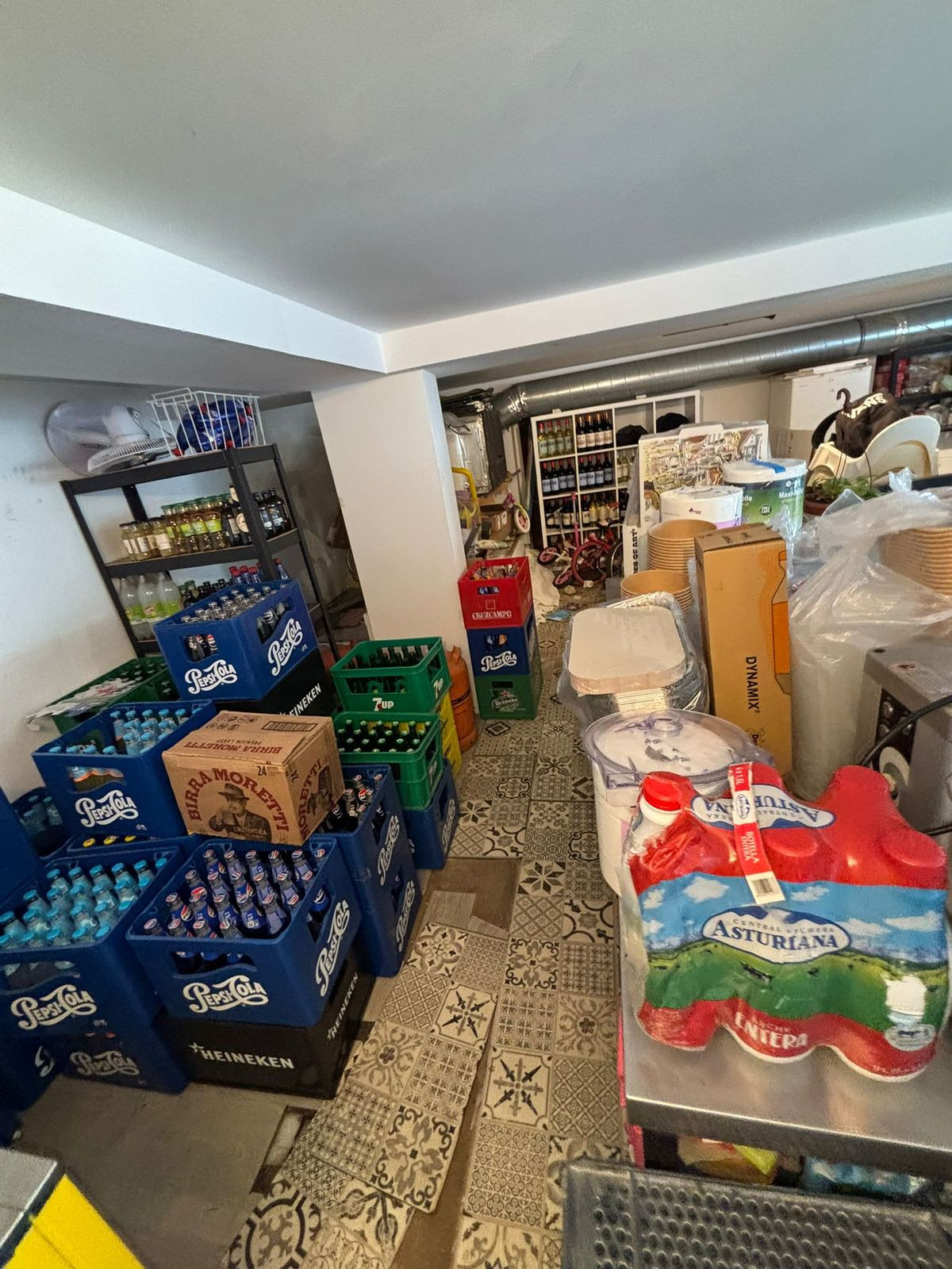 Commercial unit for sale in Estepona Costa Del Sol, Málaga, Spain