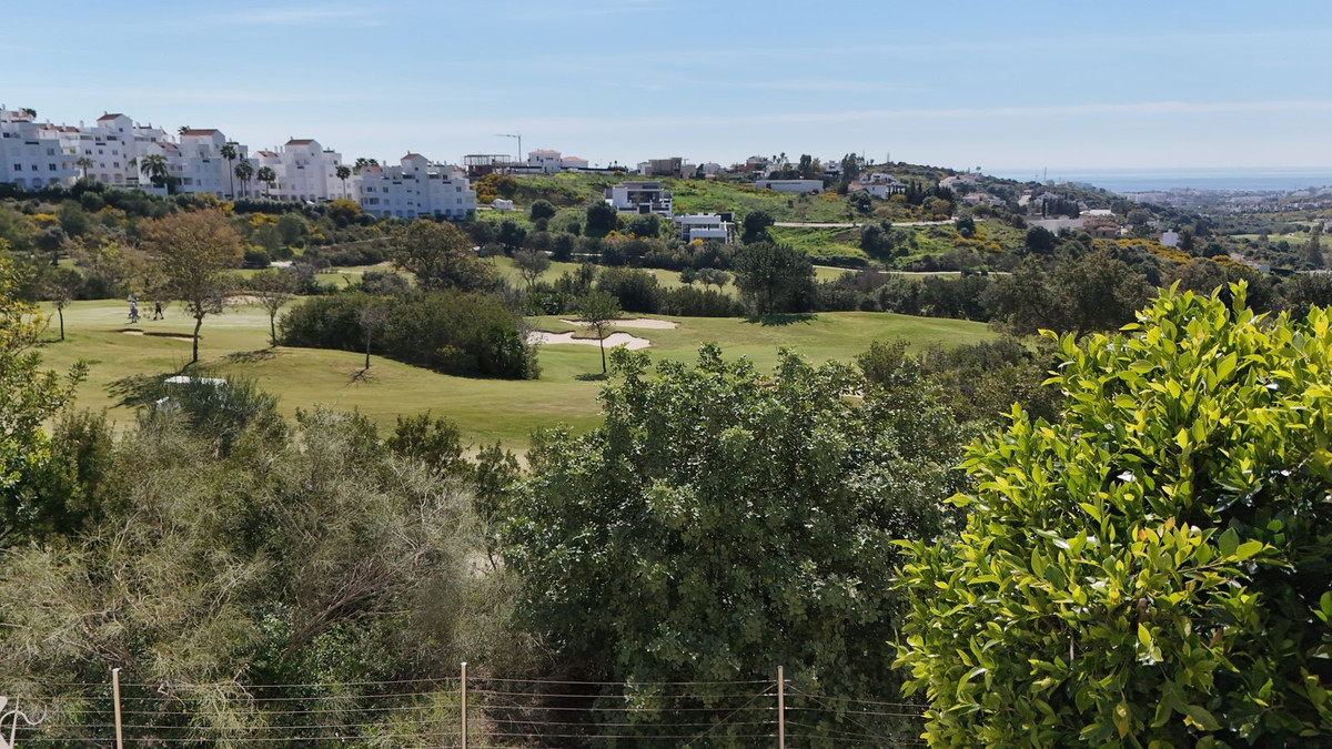 2 Bed Apartment for sale in Estepona Costa Del Sol, Málaga, Spain