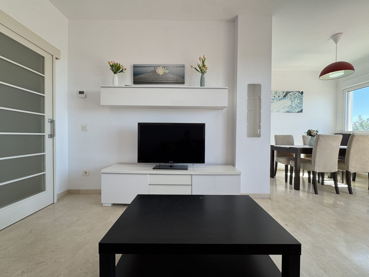 2 Bed Apartment for sale in Estepona Costa Del Sol, Málaga, Spain