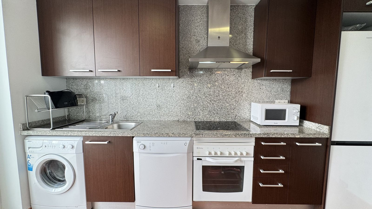 2 Bed Apartment for sale in Estepona Costa Del Sol, Málaga, Spain