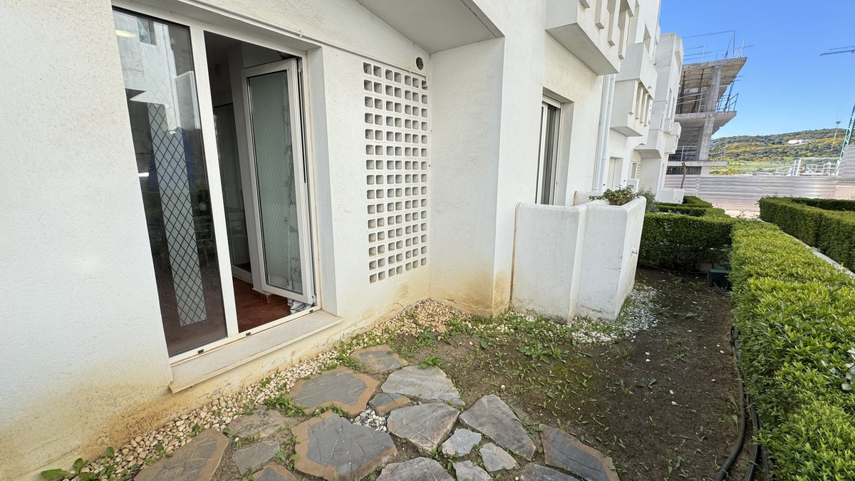 2 Bed Apartment for sale in Estepona Costa Del Sol, Málaga, Spain