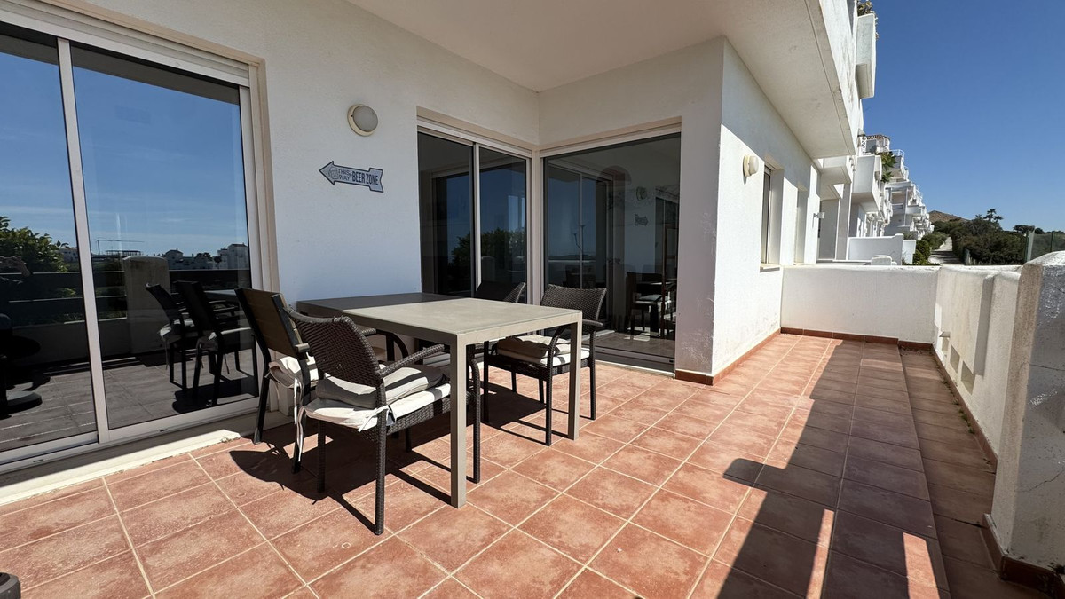2 Bed Apartment for sale in Estepona Costa Del Sol, Málaga, Spain