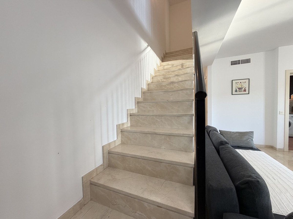 3 Bed Apartment for sale in Estepona Costa Del Sol, Málaga, Spain